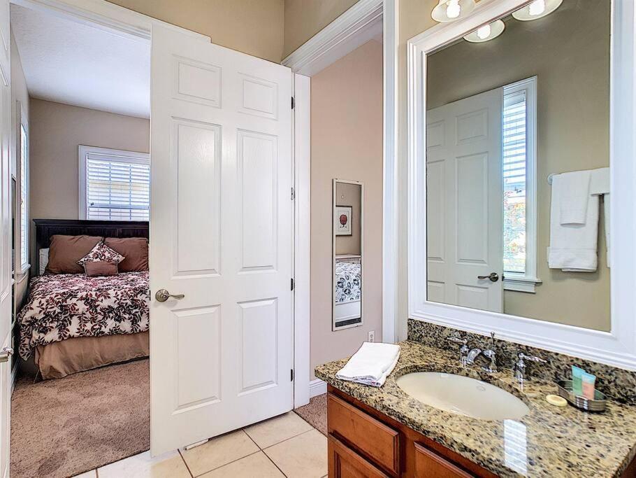 Two King En-Suites …Inside The Prestigious Reunion Resort Kissimmee Esterno foto